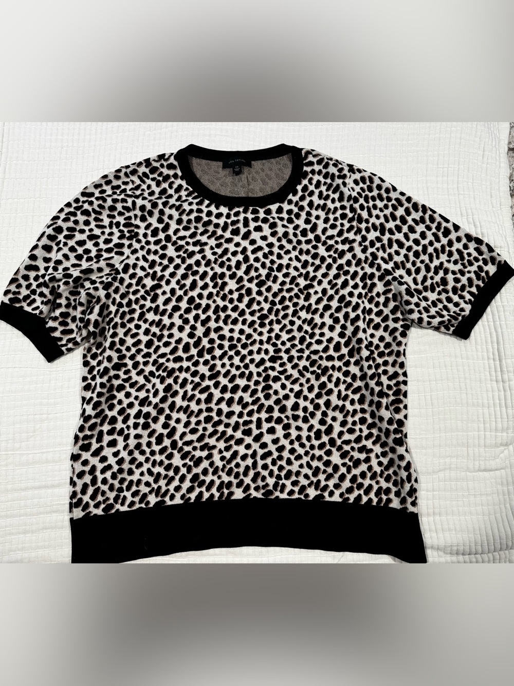 Ann Taylor Neutral Animal-Print Knit Top - Black & Cream shortsleeved top